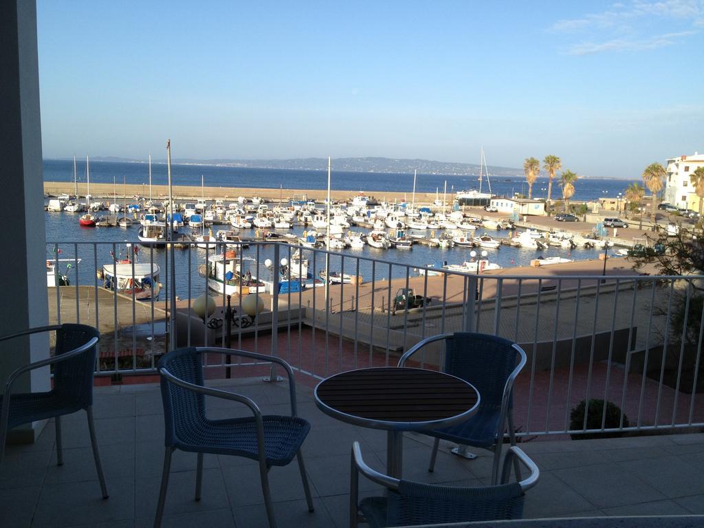 Panorama Hotel Portoscuso Exterior photo